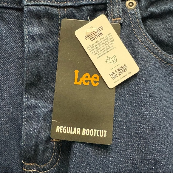 Men's Lee Legendary Regular Boot Jean in Pepper Prewash - Picture 8 of 8